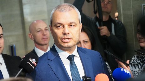 "Възраждане" внася вот на недоверие към кабинета "Желязков"