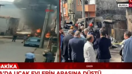 Учебен самолет се разби в Бурса, двама загинаха