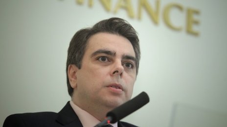 Асен Василев: Ако имаме основание, ще съдим "Газпром"