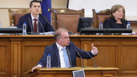 ГЕРБ-СДС няма да издига кандидат за председател на НС