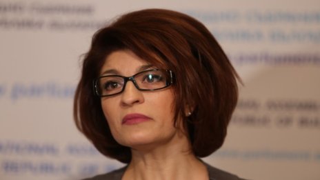 Десислава Атанасова: Пълен хаос, не стана ясно кой взема решенията