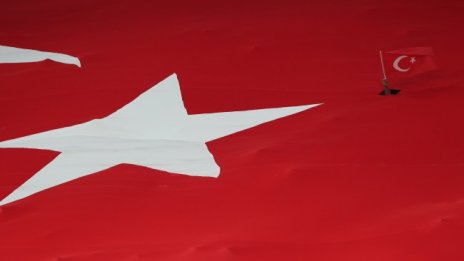 Турция забрани достъпа до две западни медии