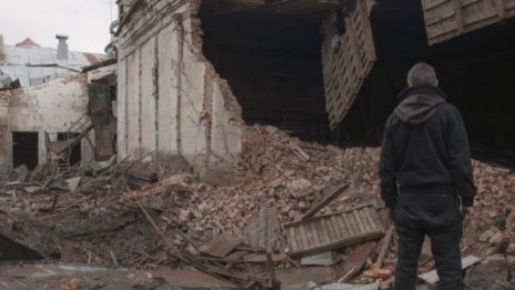 Украйна ще представи мащабен план за възстановяване, докато войната буксува