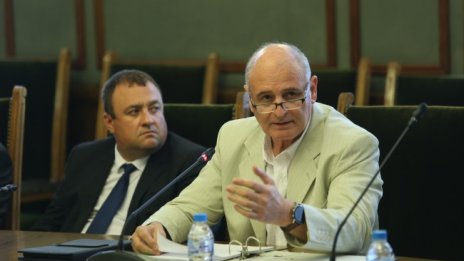 Радулов: Стигна се до безумието ИТН да гласува с ГЕРБ