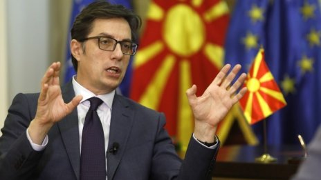 Посолството на Русия в Скопие скочи на думи на Пендаровски