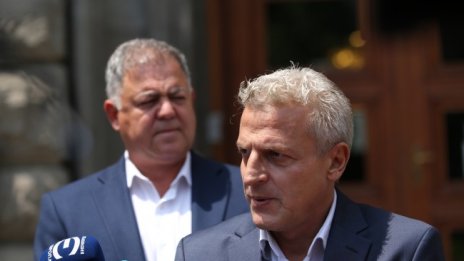 Москов призова за дясно обединение