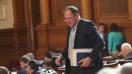 Михаил Миков: Липсата на ляво и дясно обърка България