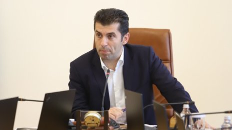 Кирил Петков застана зад кандидатурата на Асен Василев за министър-председател 