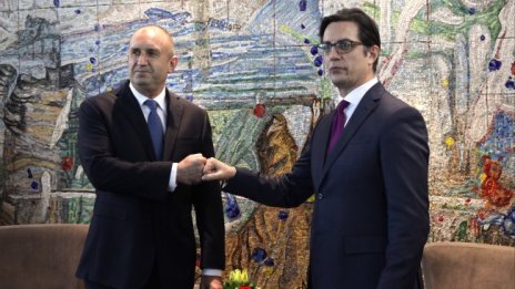 Радев поздрави Пендаровски за националния празник на РСМ