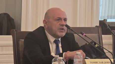 Вицепремиерът Дончев: Проектите по ПВУ са разделени в три списъка