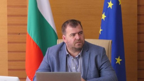 Земеделският министър увери: Няма да има проблеми с изхранването