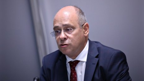 Правителството предлага минимална заплата от 770 лева