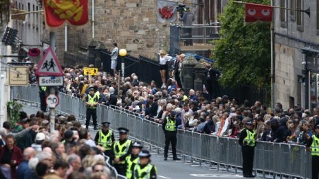 Как сбогуването с Елизабет ІІ се отразява на британската икономика?