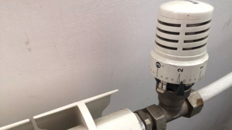 Скъпо отопление: Ще помогне ли държавата на битовия потребител? 