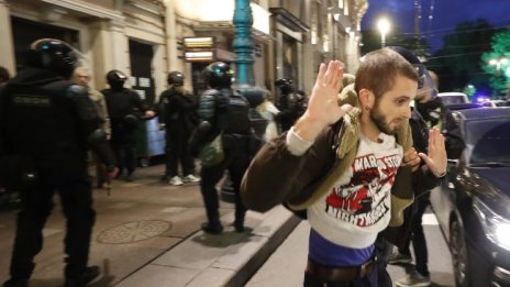 Огромен брой арестувани след протестите в Русия