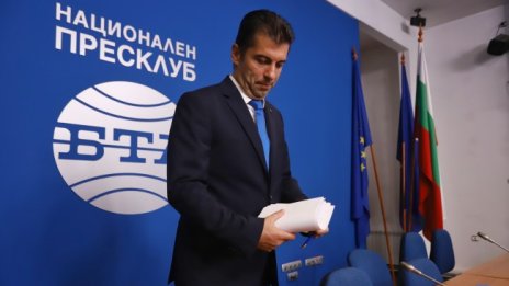 Петков: Не сме съгласни с всяването на страх и паника от Кремъл