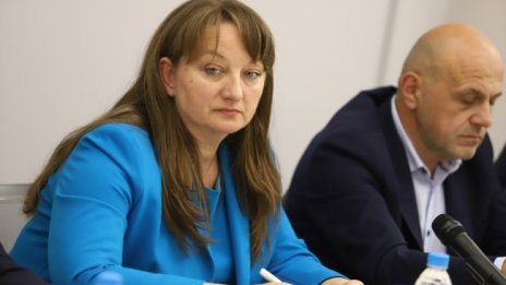 Деница Сачева обяви кандидатурата на ГЕРБ за председател на парламента