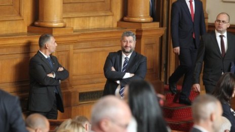 Иванов: Не може да се разпусне заседанието без избор на председател