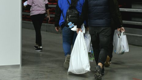 Първите данни от ЦИК: 35.5% са гласували за Йотова, 30.2% за Гюров 