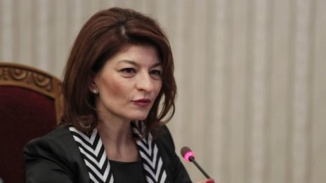 В НС бродила истерия, бълвали се лъжи, организирали се протести