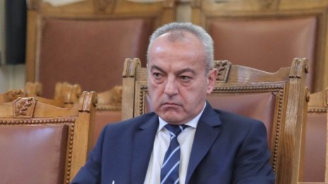 Донев: Ще бъда сдържан по отношение на Австрия и Нидерландия