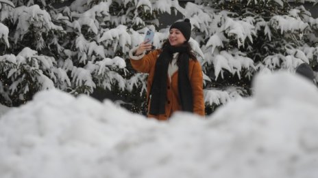 Студ скова Москва: Очакват се сериозни преспите