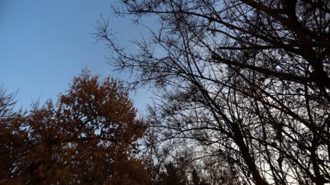 Слънчево и ветровито, нахлува студен въздух