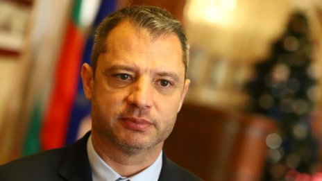 Добрев за горивата: ПП е взела по 1000 лв. от всеки шофьор 