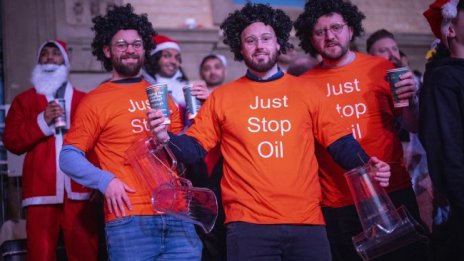 Един от активистите на Just Stop Oil: Колко картини на Ван Гог струва животът на Земята?