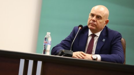 Гешев: Прокуратурата ще защити жителите на Пролеша