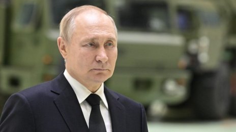 Кремъл не коментира ще се кандидатира ли Путин за президент отново