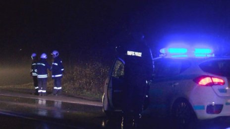 Движението между Казанлък - Калофер е затруднено заради катастрофа