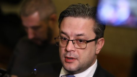 ГЕРБ одобрява смяната на културния министър 