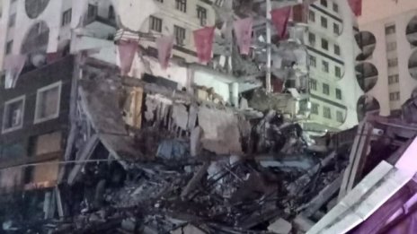 Десетки жертви на земетресението и в Сирия 
