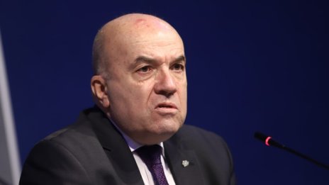 Командироват над 1000 души за изборите в чужбина