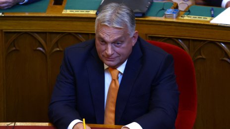 Орбан: Унгария не трябва да приема еврото, защото ЕС е в процес на разпад
