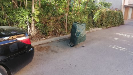 Иновация: Велосипед пази паркомястото, когато автомобилът отсъства