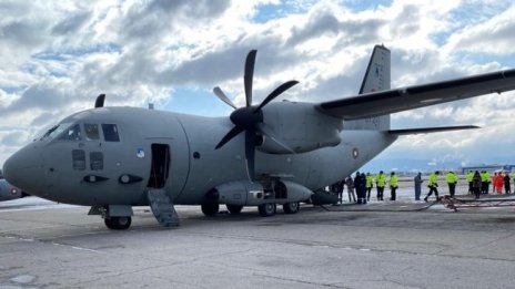 Самолет "Спартан" заминава за Сирия с хуманитарна помощ
