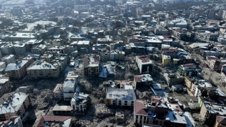 11 дни под руините: Спасиха двама души в Турция