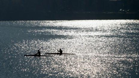Слънчево и топло ще е днес, с температури между 16° и  21°