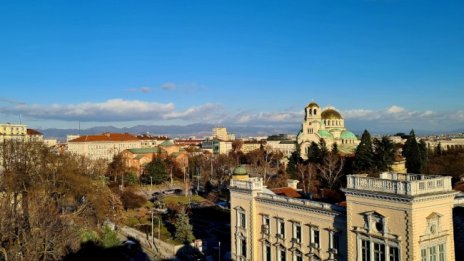 Заоблачава се, дневните температури ще се понижат