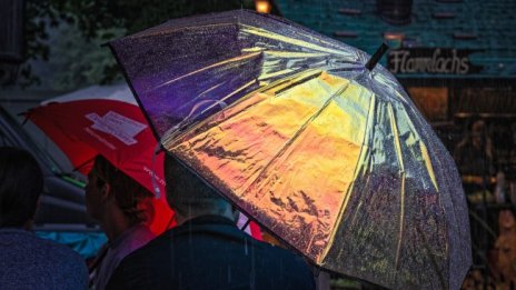 Облачно и дъждовно във вторник, градусите до 16&deg; 