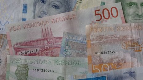 Има ли рискове? Швеция се отказва от парите в брой