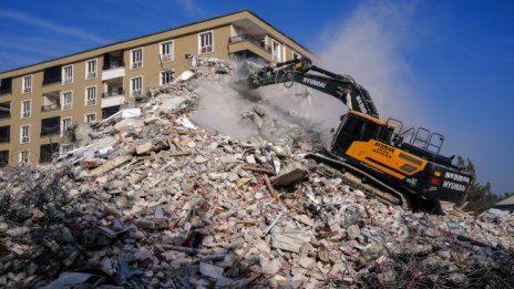 Очакват се наводнения в районите на Турция, засегнати от земетресенията