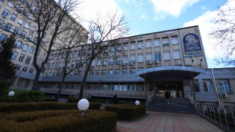 Жената, простреляна от мъжа си в Кокаляне, е в стабилно състояние