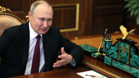 Владимир Путин посрещна китайският министър на отбраната Ли Шанфу 