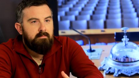 Политолог: Гледаме черна комедия, ГЕРБ задава реда