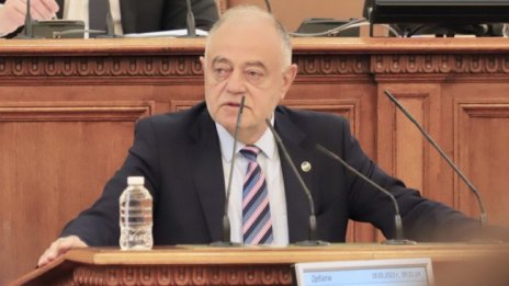 Атанасов: Може да има някои промени в кабинета "Денков"
