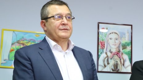 Близо 56 000 четвъртокласници на "малките матури"
