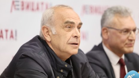 Паскалев: Виждаме абсурдна коалиция